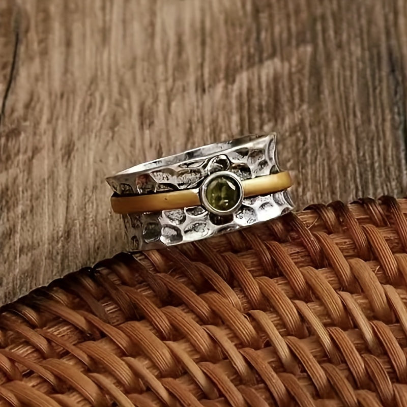 Yla - Elegante anello con pietra verde