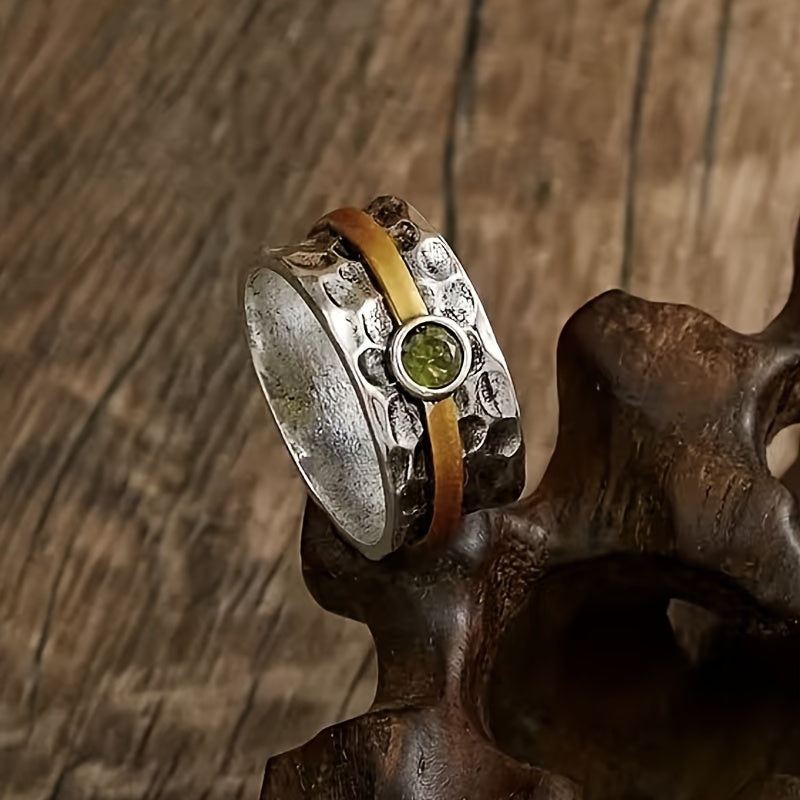 Yla - Elegante anello con pietra verde