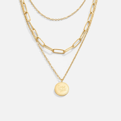 Janie – Collana a strati con ciondolo a moneta