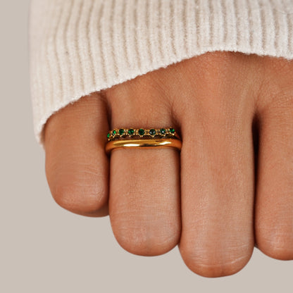 Mary – Anello a strati con pietre verdi