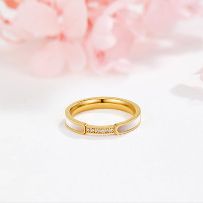 Unity – Elegante anello con perle e cristallo