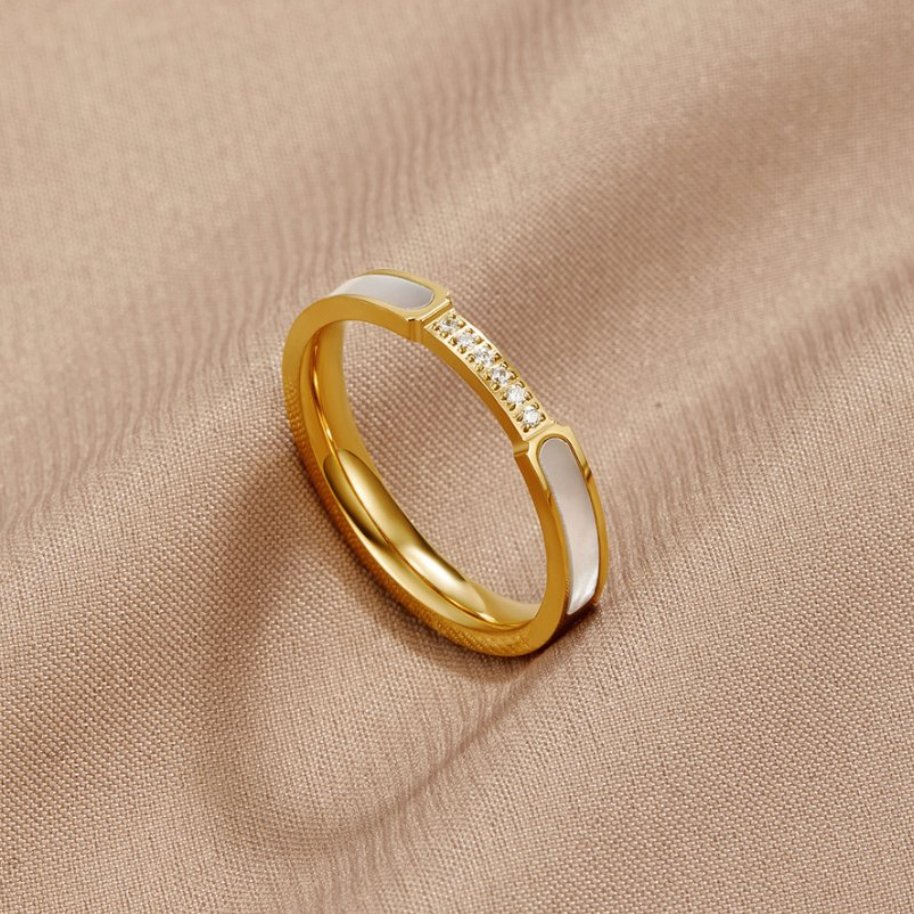 Unity – Elegante anello con perle e cristallo