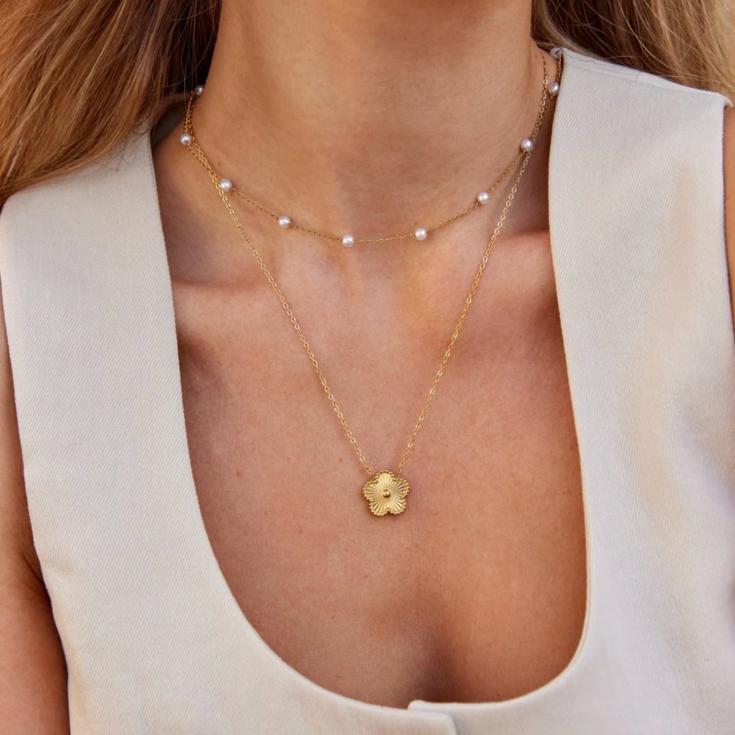 Reine – Collana dorata con perle