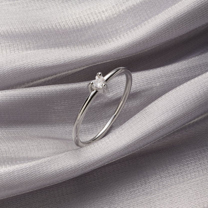 'Piccolo Amore' Anello a cuore con cristallo