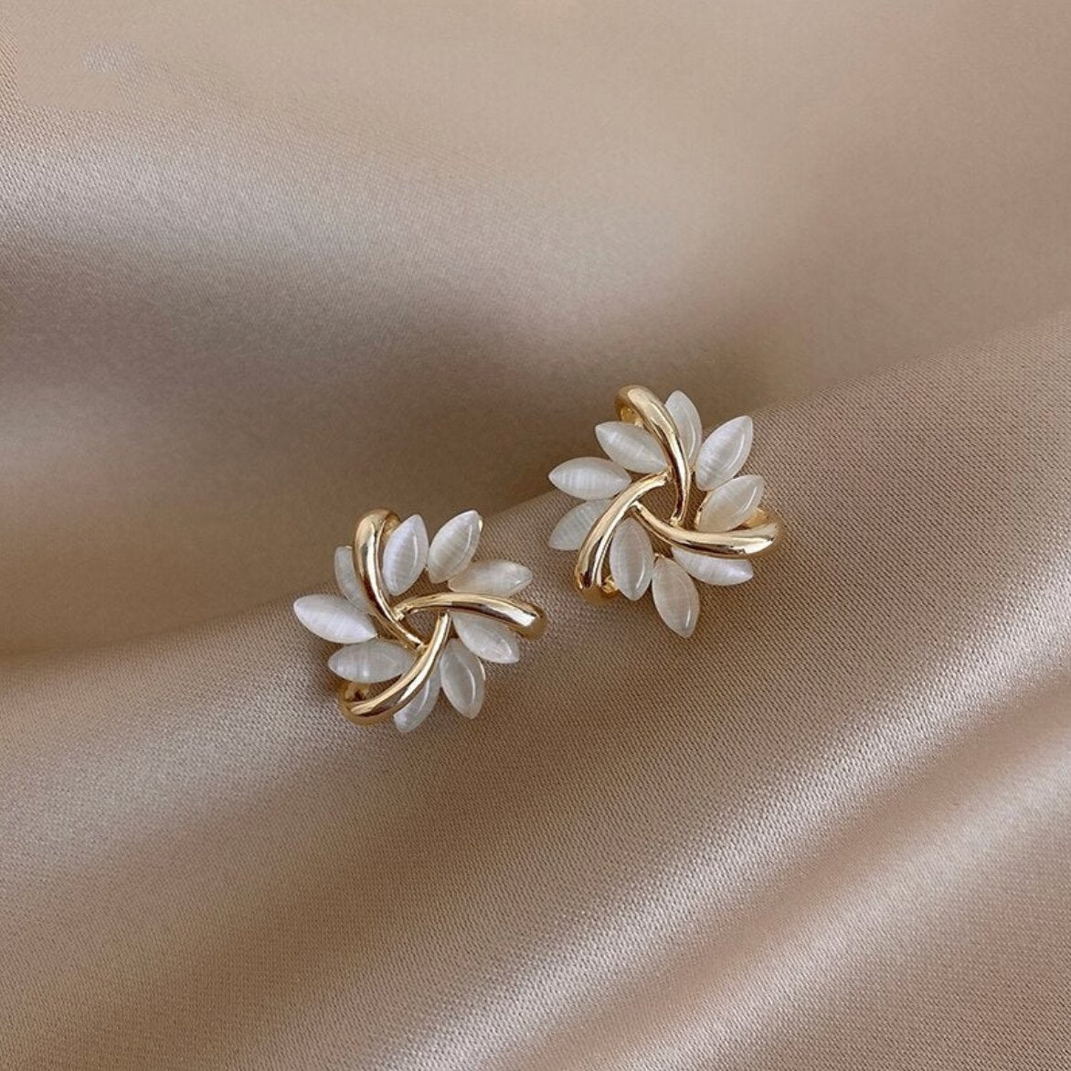 Set Yulia Petal & Hoop